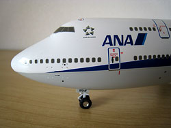 1/200 全日空商事 ANA公式モデル B747-400 JA8958