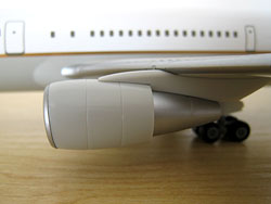1/200 ホーガン・ウイングス コンチ B767-400
