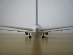 1/200 ホーガン・ウイングス コンチ B767-400