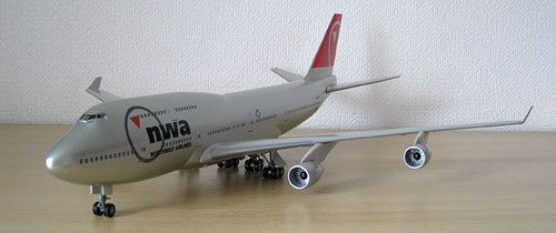 1/200 ホーガン・ウィングス ノースウエスト B747-400