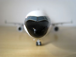1/200 ホーガン・ウィングス デルタ航空公式モデル MD-11
