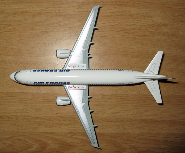 1/200 ホーガン・ウイングス AF A320-200