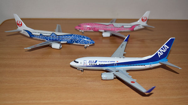 1/200 全日空商事 ANA B737-700 JA17AN