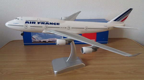 hogan 1/200 JAL B747-400 スナップフィットモデル hogan 1/200 JAL B747-400 スナップフィットモデル - メルカリ