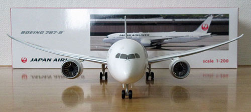 1/200 ホーガン・ウイングス JAL B787-9