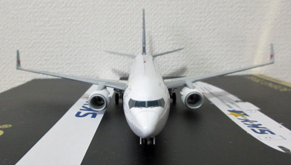 スカイマーク　モデルプレーン1/200未使用品 Amazon | 飛行機 模型 完成品 スカイマーク航空のための1：200