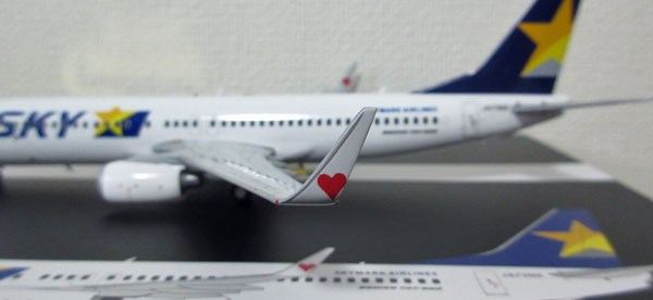 1/200 ジェミニ200 スカイマーク B737-800